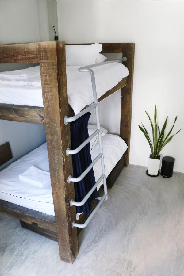 Hostel The Dorm Saigon (Adults Only) Ho Či Minovo Město Pokoj fotografie